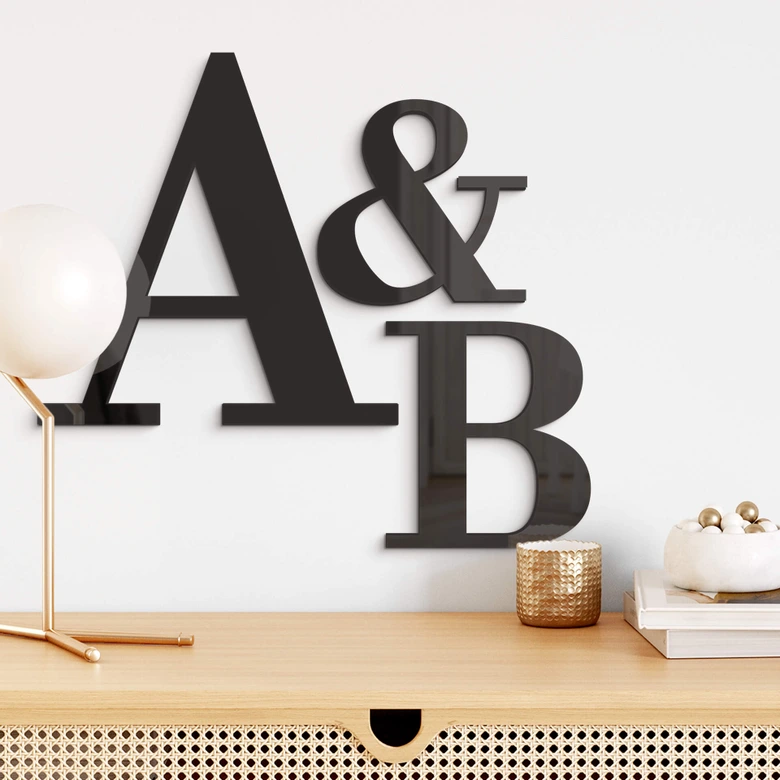 Individuelle 3D-Buchstaben aus Acryl - in Bodoni-Schriftart – für Ihre Wandgestaltung 