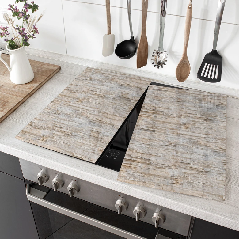 Stove top for the kitchen - Natural stone wall 
