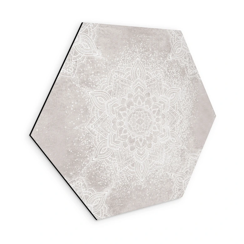 Hexagon Wandbild Sanftes Mandala auf Grau-Beige - Bloomery Decor - Alu-Dibond 