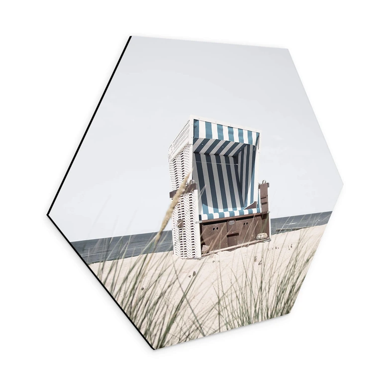 Hexagon Wandbild Strandkorb an der Ostsee - Alu-Dibond 