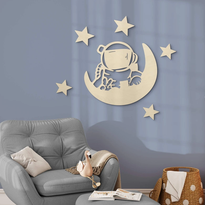 Holz-Deko Kinderzimmer - Kleiner Astronaut mit Mond und Sternen 