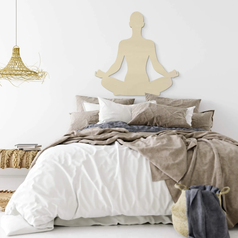 Holzdeko Pappel - Yoga Pose sitzend 01 