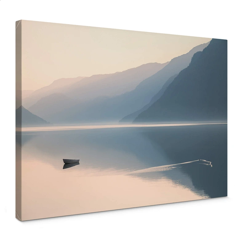 Leinwandbild Davidsson - See und Berge in malerischer Harmonie 