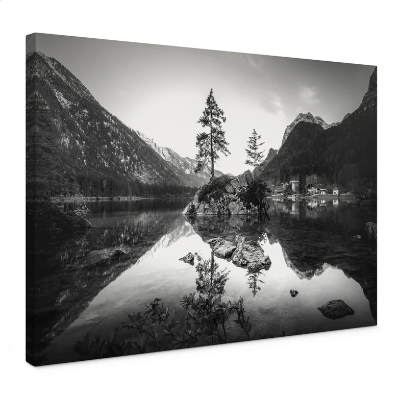 Leinwandbild Malerische Landschaft mit glasklarem Bergsee - Hintersee 