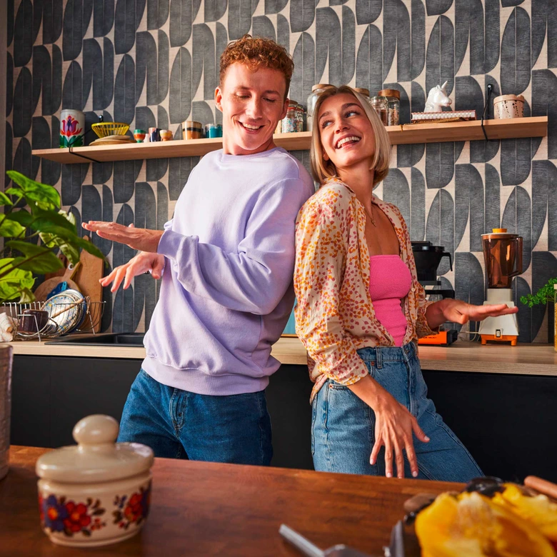 Papier peint intissé design avec motif de feuilles en gris foncé - papier peint abstrait avec texture 