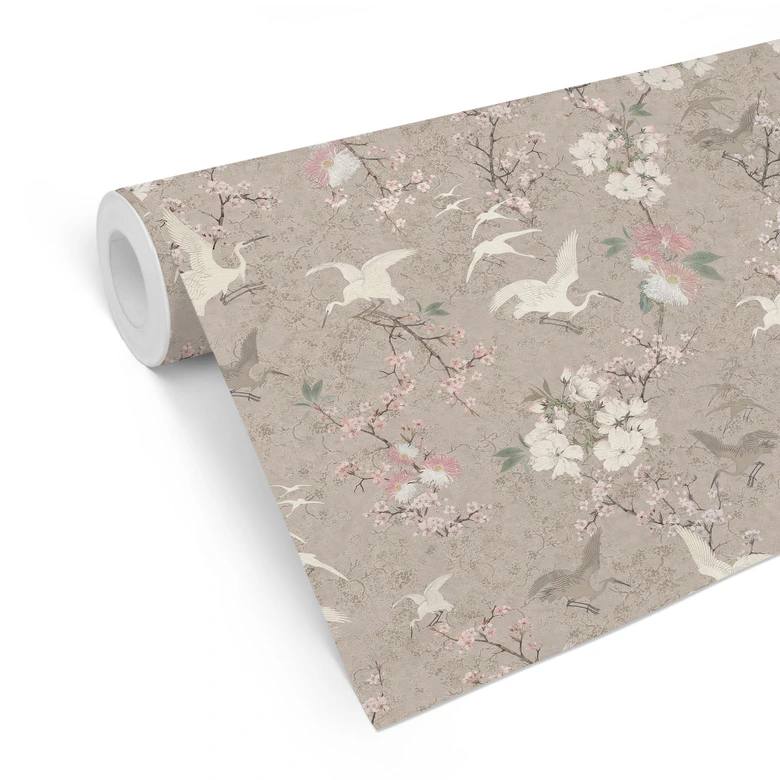 Mustertapete Japandi-Tapete Kraniche im Kirschblüten-Rausch Beige - Bloomery Decor 