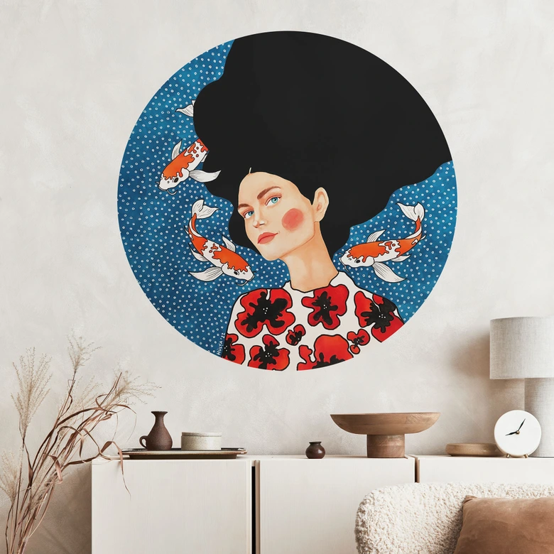 Sticker mural femme en robe fleurie avec koi - Hülya - Rond 