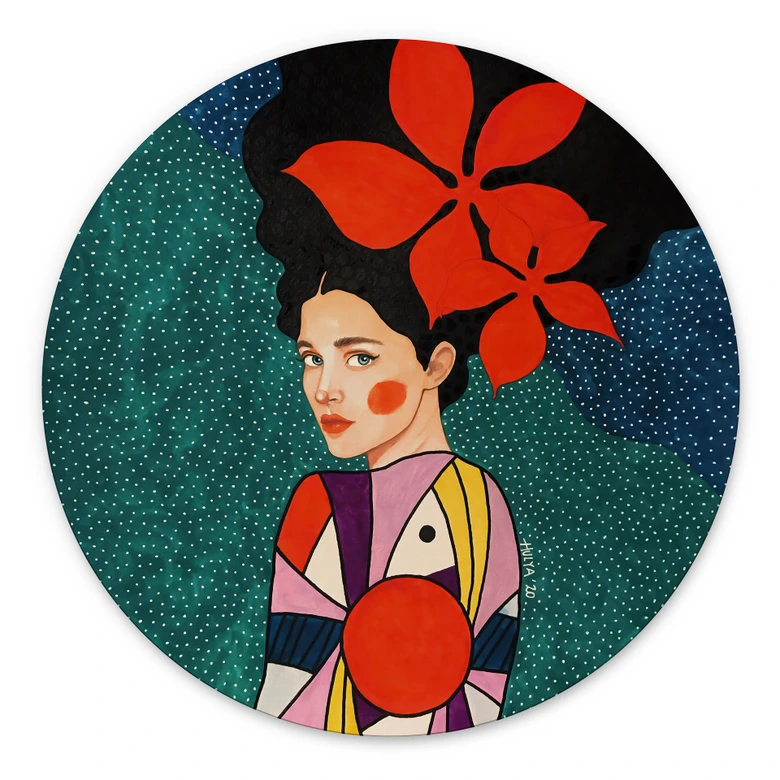 Tableaux Femme aux fleurs rouges et robe à motifs - Hülya - Rond - Alu-Dibond 
