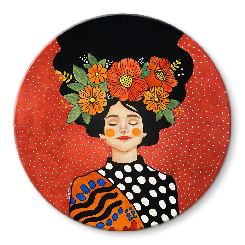 Glasbild Lächelnde Frau mit orangen Blumen - Hülya - Rund 