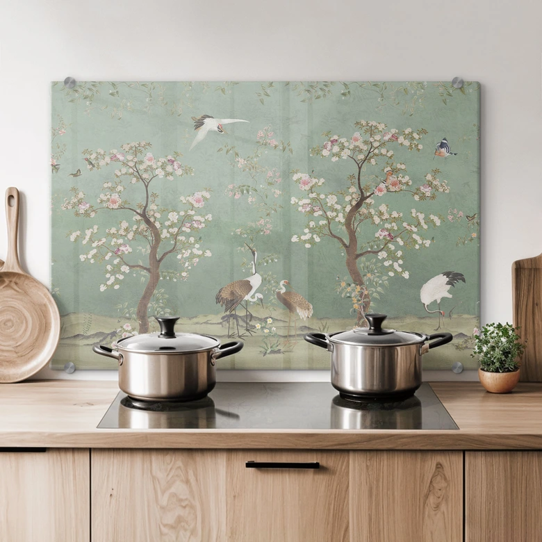 Spritzschutz Kraniche in floraler Landschaft - Bloomery Decor 