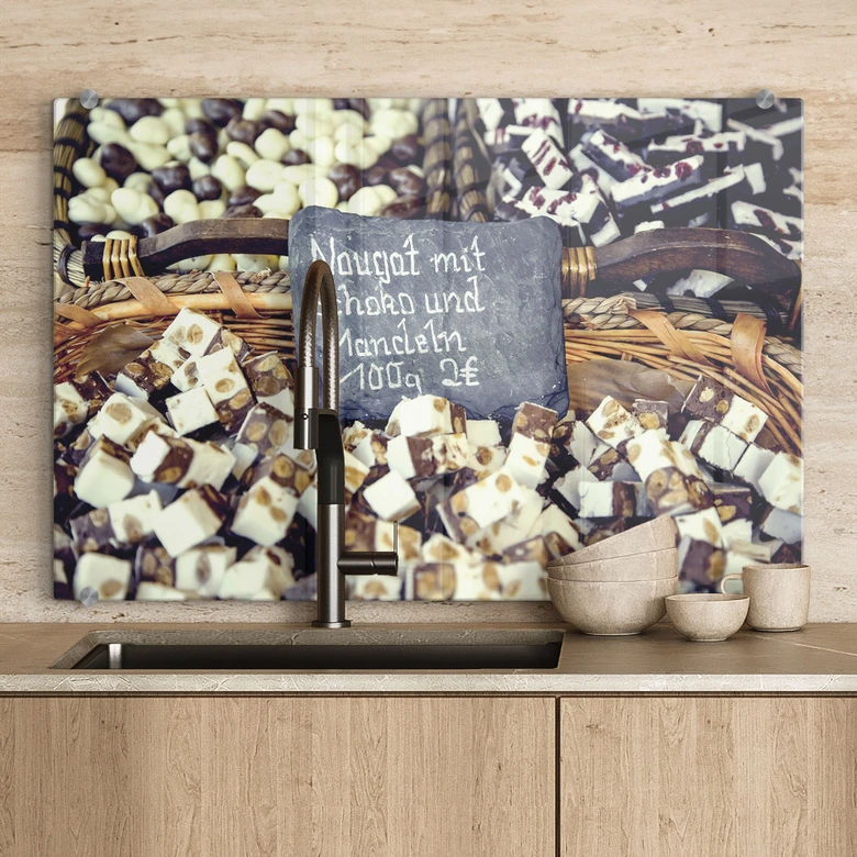 Spritzschutz Nougat mit Schokolade und Mandeln 