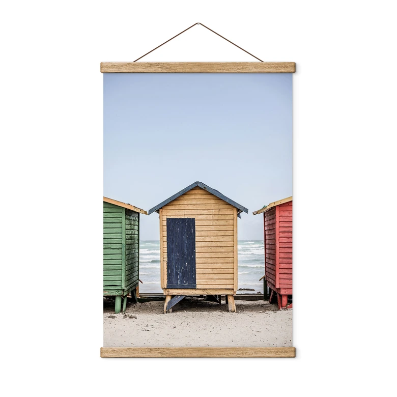 Strand Stoffbild Küstencharme - Bunte Hütten am Meer - Shot by Clint 
