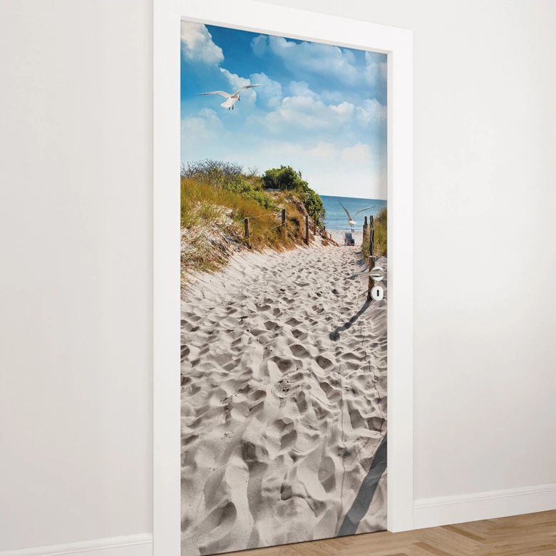 Way to the Beach door film 