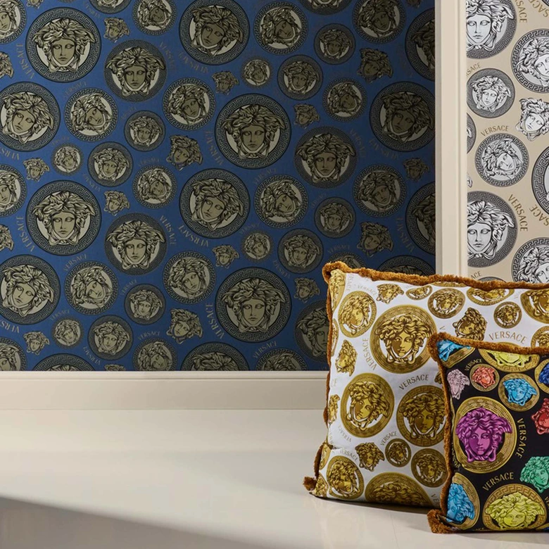 Versace Home tapet blå svart med medusahuvuden lyxig designer non-woven tapet 