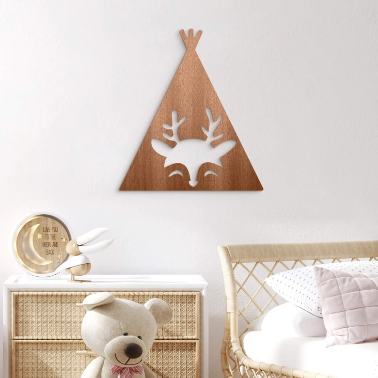 Väggdekorationer i trä mahogny - Tipi - Hjort 