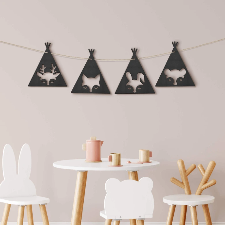 MDF - Dekoracja drewniana - łańcuszek z proporczykami - zestaw 4 zwierzątek wraz z bawełnianym sznurkiem 