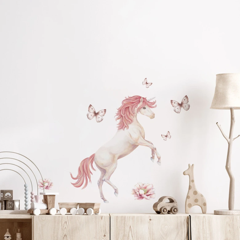 Sticker mural Licorne fabuleuse avec queue rose Kikki Belle (7 pièces) 