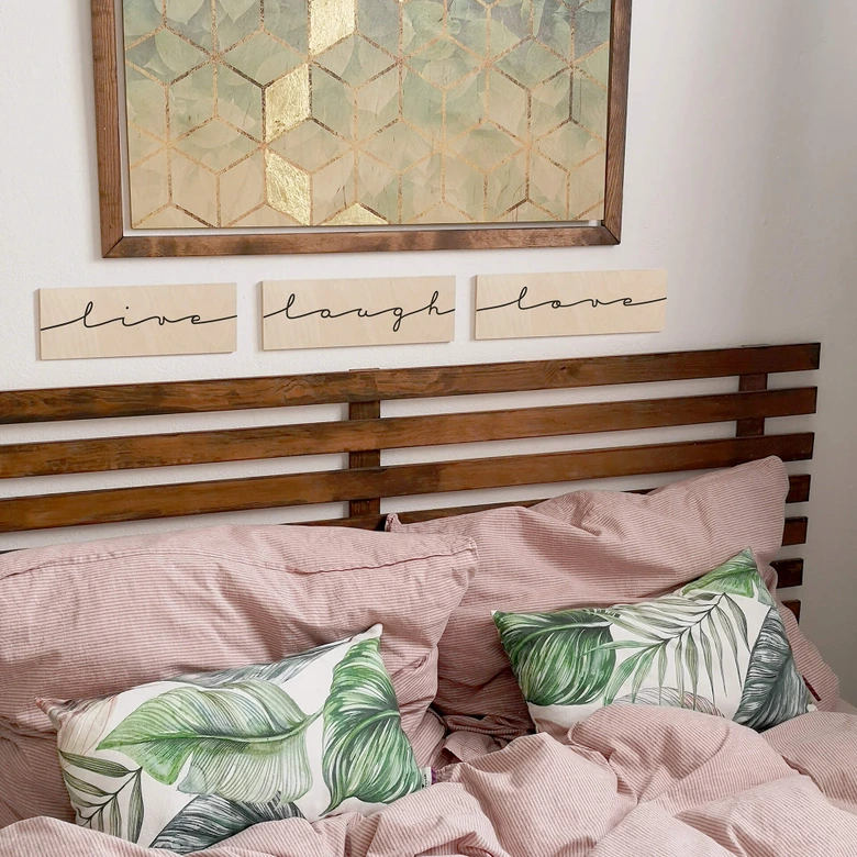 Holzschild Love 