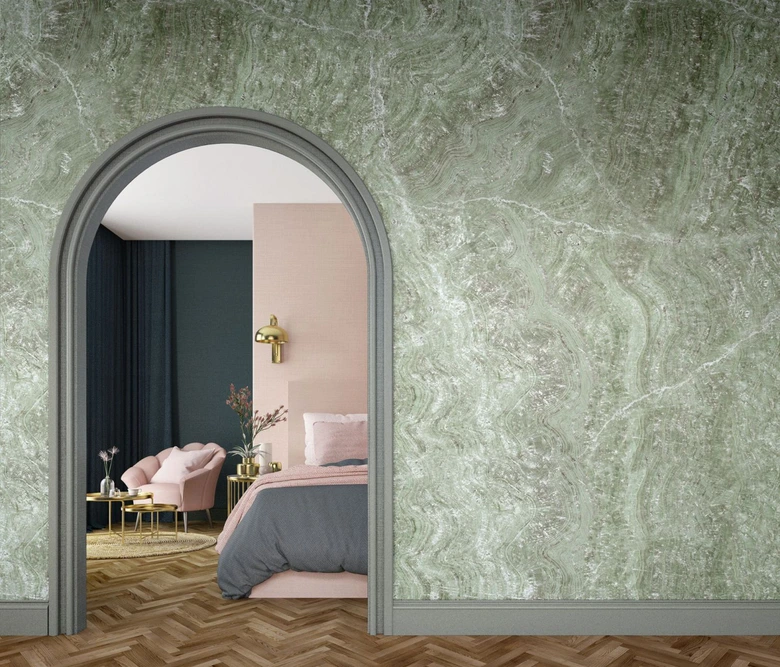 Fotobehang met motief marmerlook saliegroen met golvend marmer 2,7 x 2,12 m 