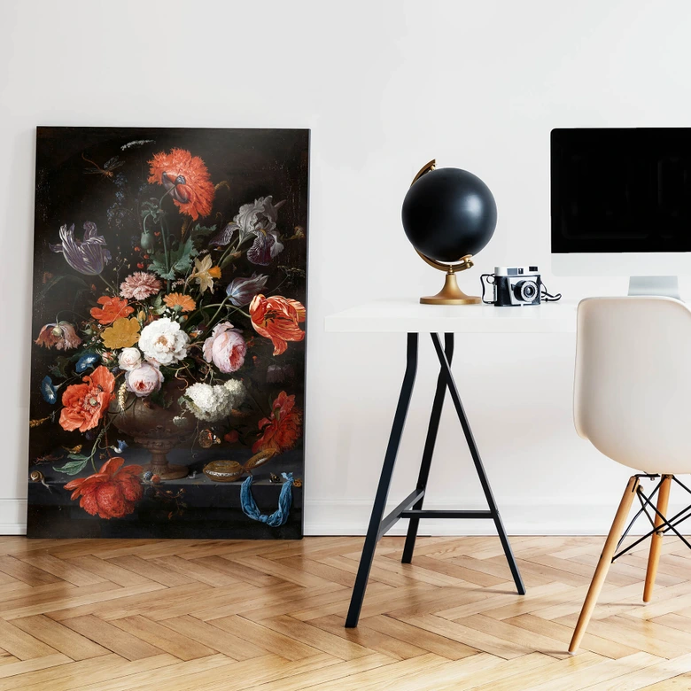 Acrylglasbild Mignon - Stillleben mit Blumen und einer Uhr 