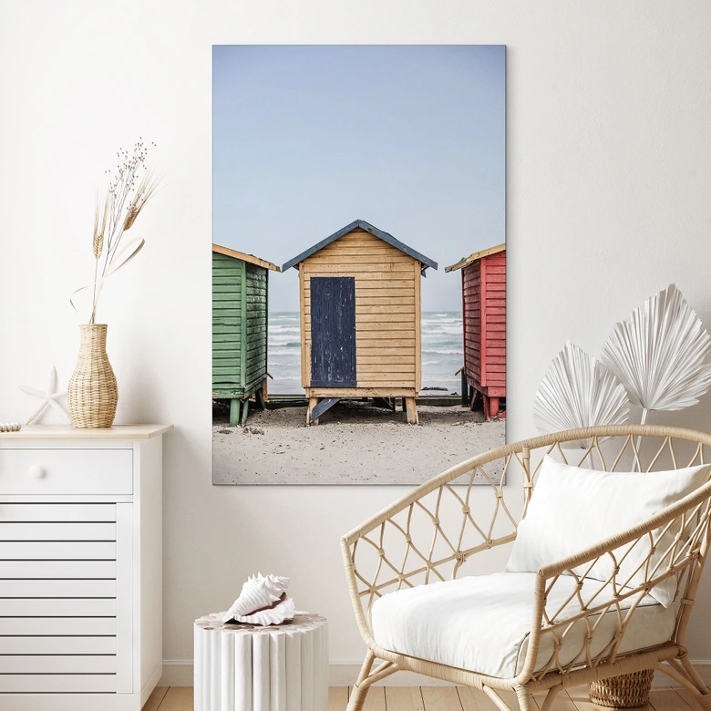 Wandbild Küstencharme - Bunte Hütten am Meer - Shot by Clint - Alu-Dibond 