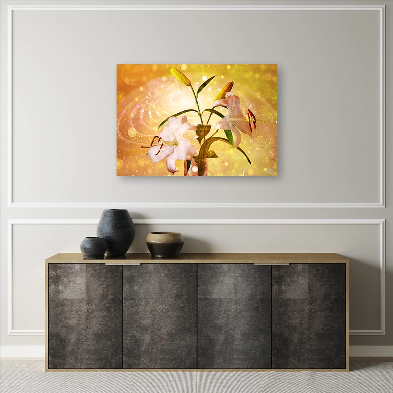 Leinwandbild, Lilienblüte auf gelben Hintergrund 
