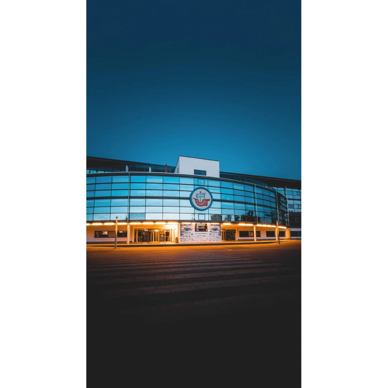 Fototapet FC Hansa Rostock - Stadion udenfor - 144x260 cm 