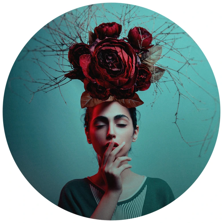 Round wall mural Amin - Flowers in her Hair - Portrait of a Woman - non self-adhesive/self-adhesive wallpapers 