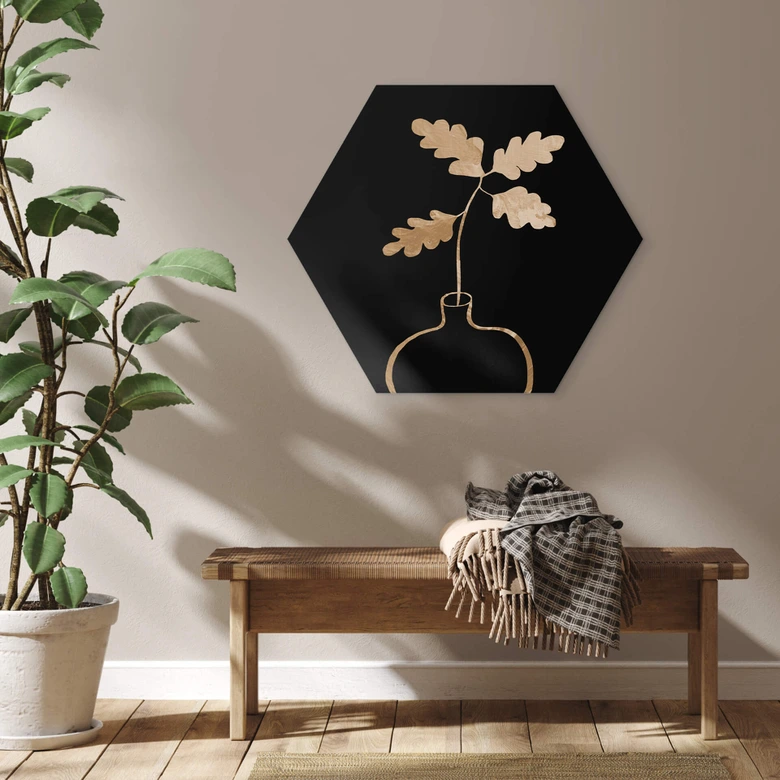 Hexagon Wandbild 1X Studio - Goldene Eichenblätter in einer Vase - Alu-Dibond 