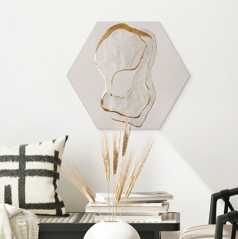 Hexagon Wandbild Abstrakte Line Art in Gold und Beige - Alu-Dibond - Alma 