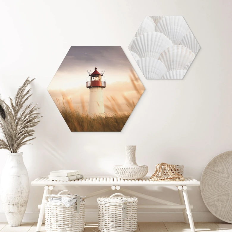 Hexagon Wandbild Leuchtturm an der Küste von Sylt - Eisenmann - Alu-Dibond 