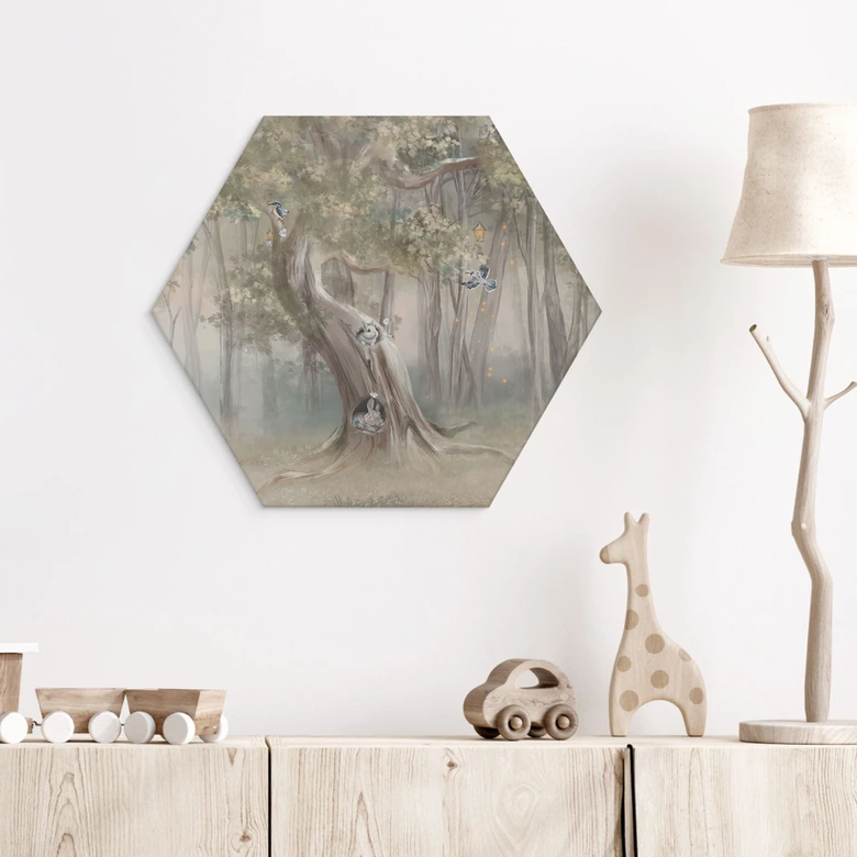 Hexagon Wandbild Süße Waldtiere zwischen Bäumen - Ms Tiff - Alu-Dibond 