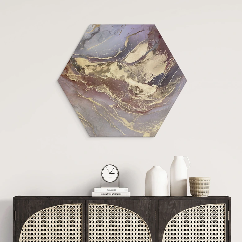 Hexagon Wandbild Edle Strukturen in Gold und Violett - Shelest - Alu-Dibond 