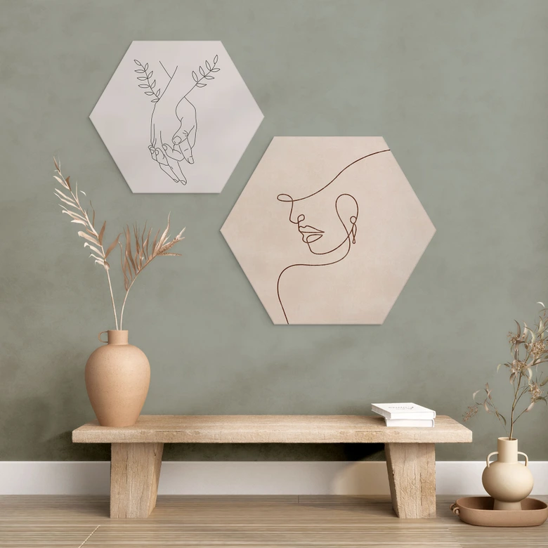 Hexagon Wandbild Zarte Konturen einer Frau - Line Art - Tunaboylu - Alu-Dibond 