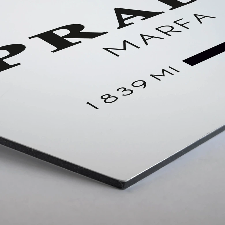 Hexagon alu-dibond - Kvilis - Prada Marfa 