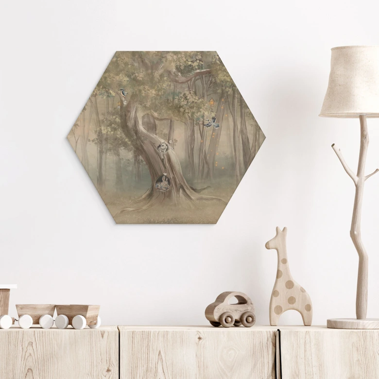 Hexagon-Holzbild Süße Waldtiere zwischen Bäumen - Ms Tiff 