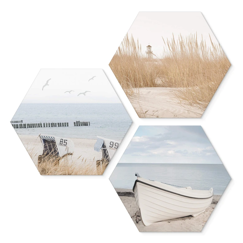 Hexagon Wandbild Ostseeküste mit Strandkörben, Ruderboot und Leuchtturm Set (3-teilig) - Alu-Dibond 