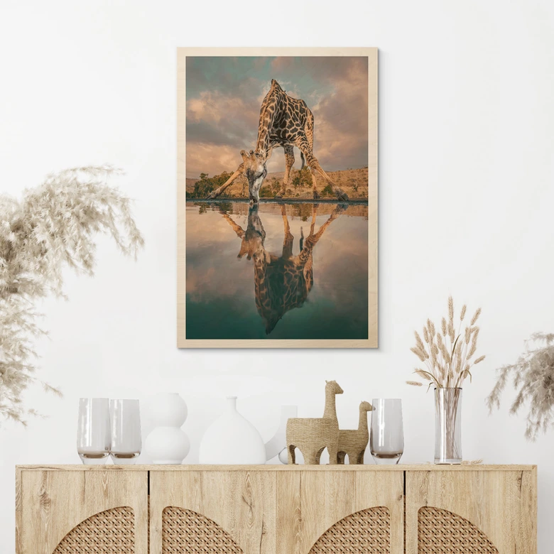 Holzbild Reflexion einer Giraffe in der Wildnis - Amtmann 