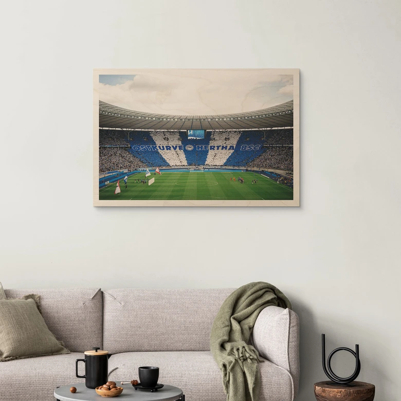 Holzbild Hertha BSC - Blau-weiße Choreo im Olympiastadion 