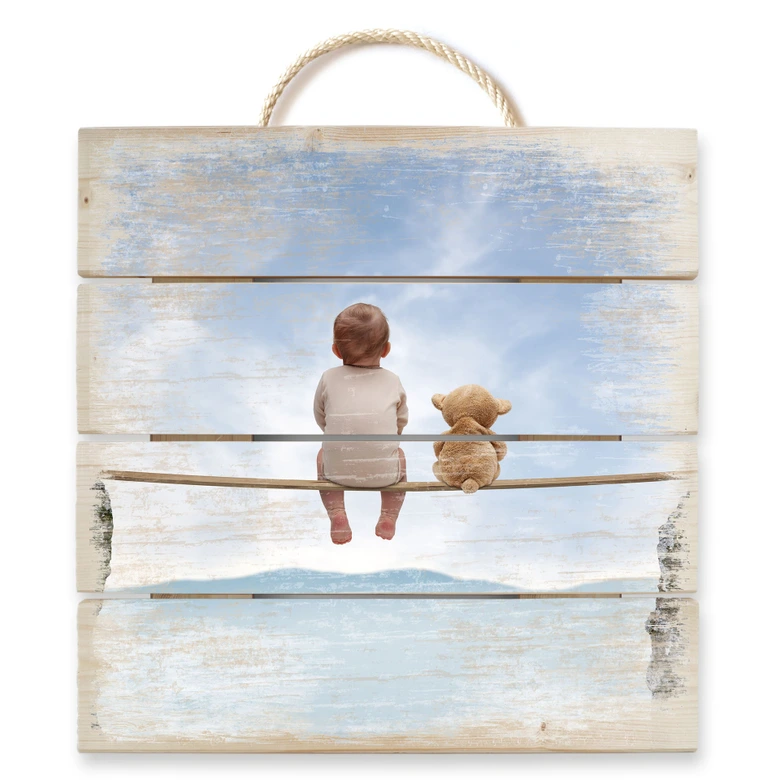 Obraz drewniany Z misiem w górach - 40x41,5 cm 