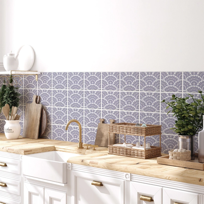 Fliesenaufkleber Geometrische Bögen mit floralem Muster in blau - 12er Set 