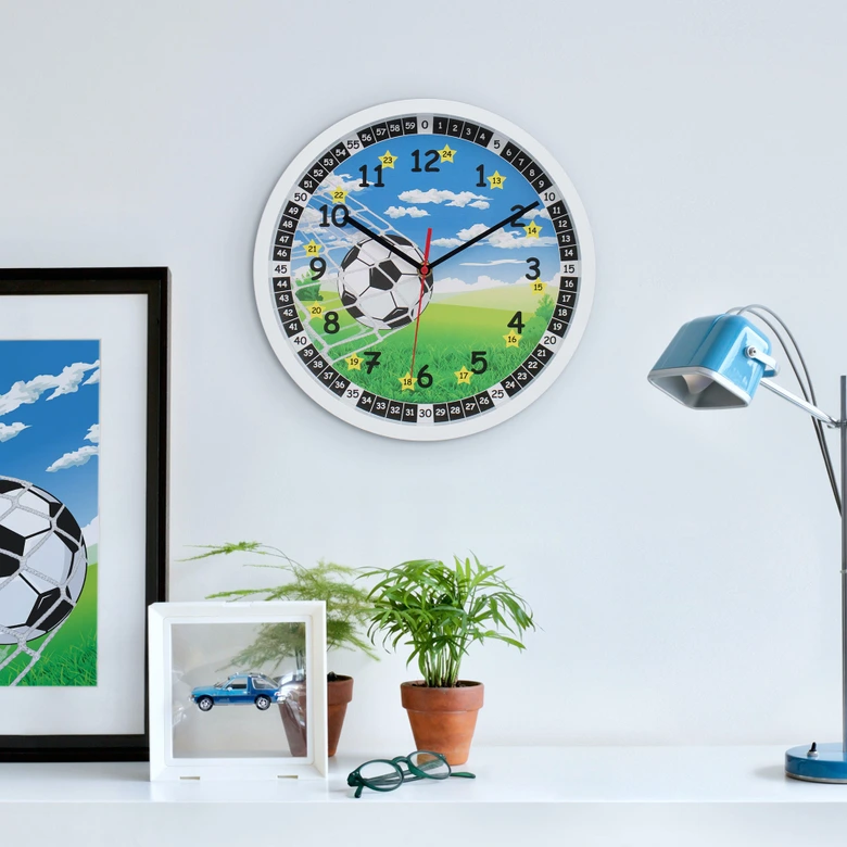 Wanduhr Kinder mit Fußball | rund | Ø30 cm 
