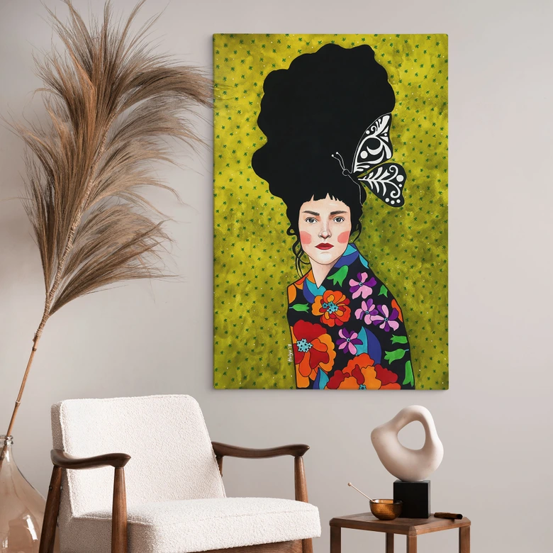 Canvastavla kvinna med fjäril i håret - Hülya 