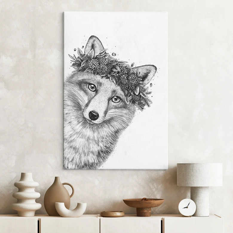 Leinwandbild Schwarz-weißer Fuchs mit Blumenkranz - Korenkova 