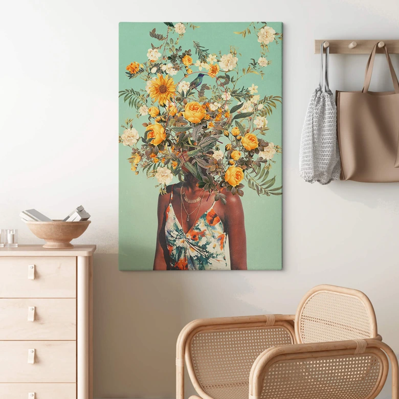 Leinwandbild Moth - Frau mit Sommerblumen auf dem Kopf 