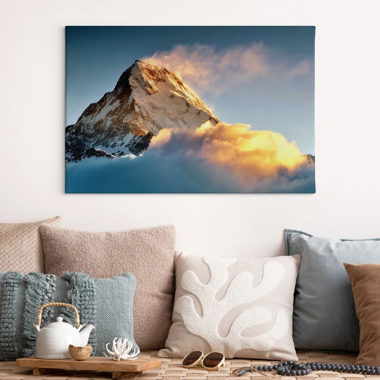 Leinwandbild Sonnenaufgang über dem schneebedeckten Berg - Annapurna Himal 