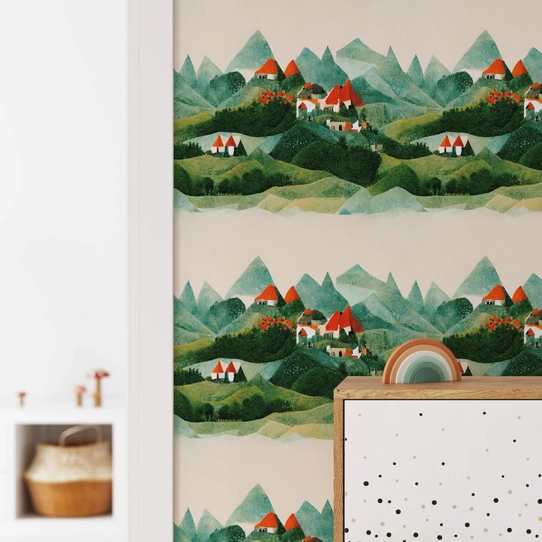Papier peint à motifs Treechild - Petit village au milieu de collines verdoyantes 