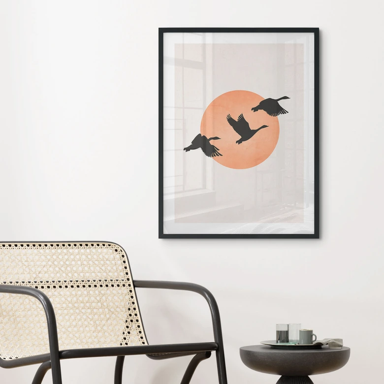 Plakat ptaki na tle brzoskwiniowego słońca - Kubistika 