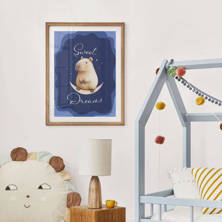 Poster für Kinder - Sweet Dreams - Capybara auf dem Mond 