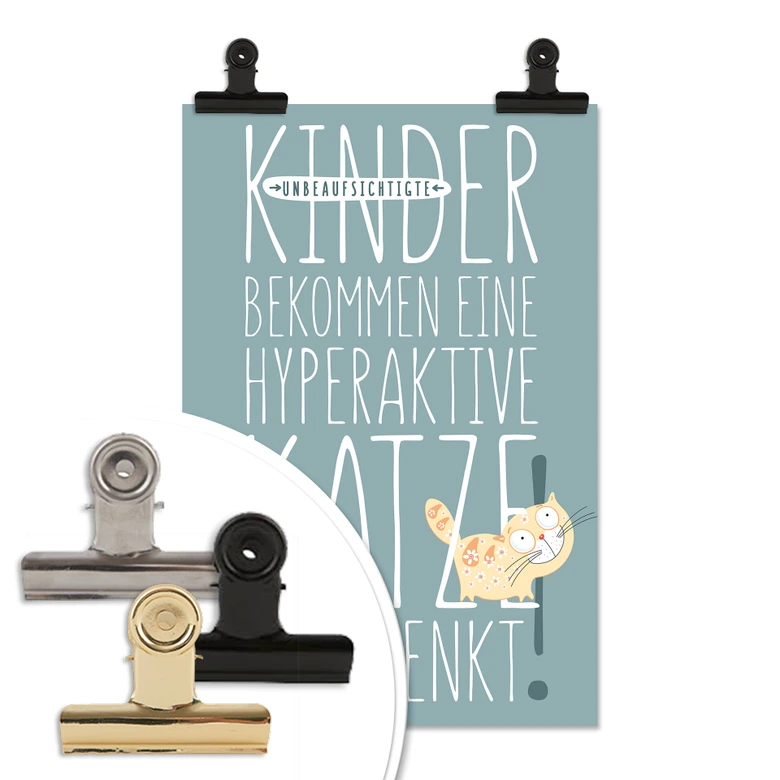 Poster Unbeaufsichtigte Kinder bekommen eine hyperaktive Katze geschenkt. 